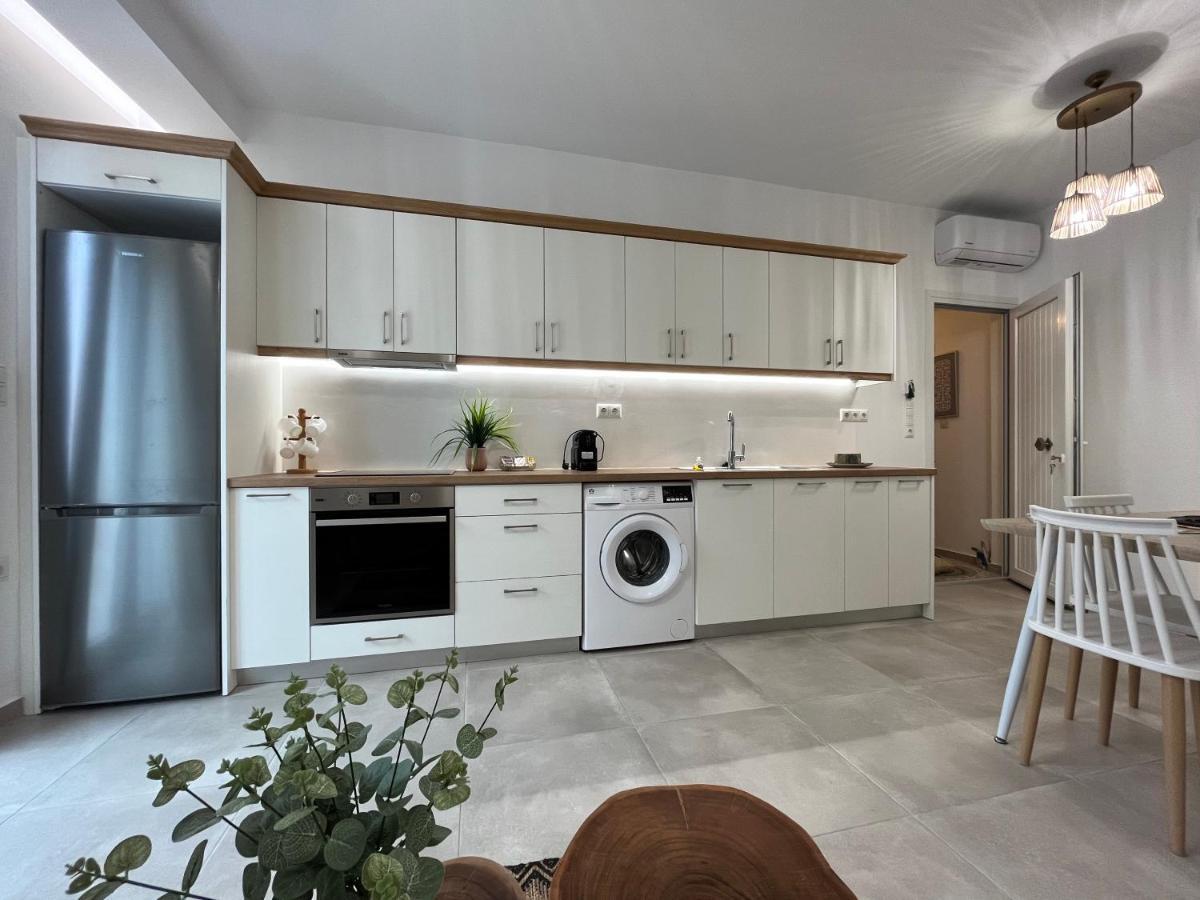 Aleria Central Apartments Naxos City Екстериор снимка